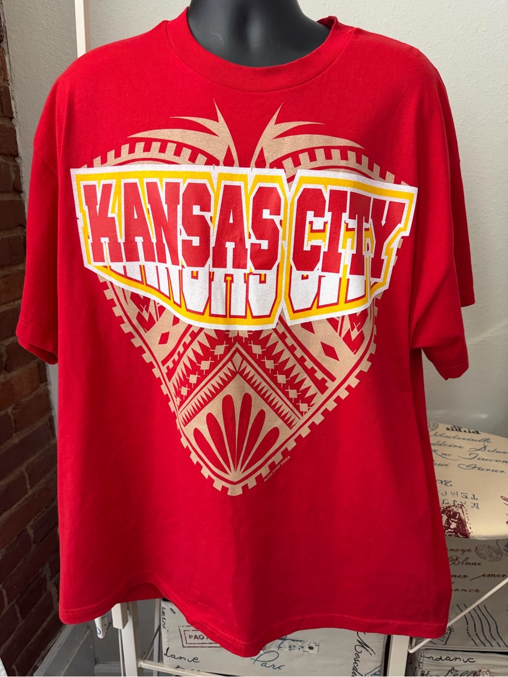 Alstyle Red Men’s KC Chiefs Arrowhead Pride Graphic